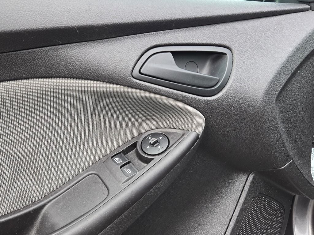 2014 Ford Focus S
