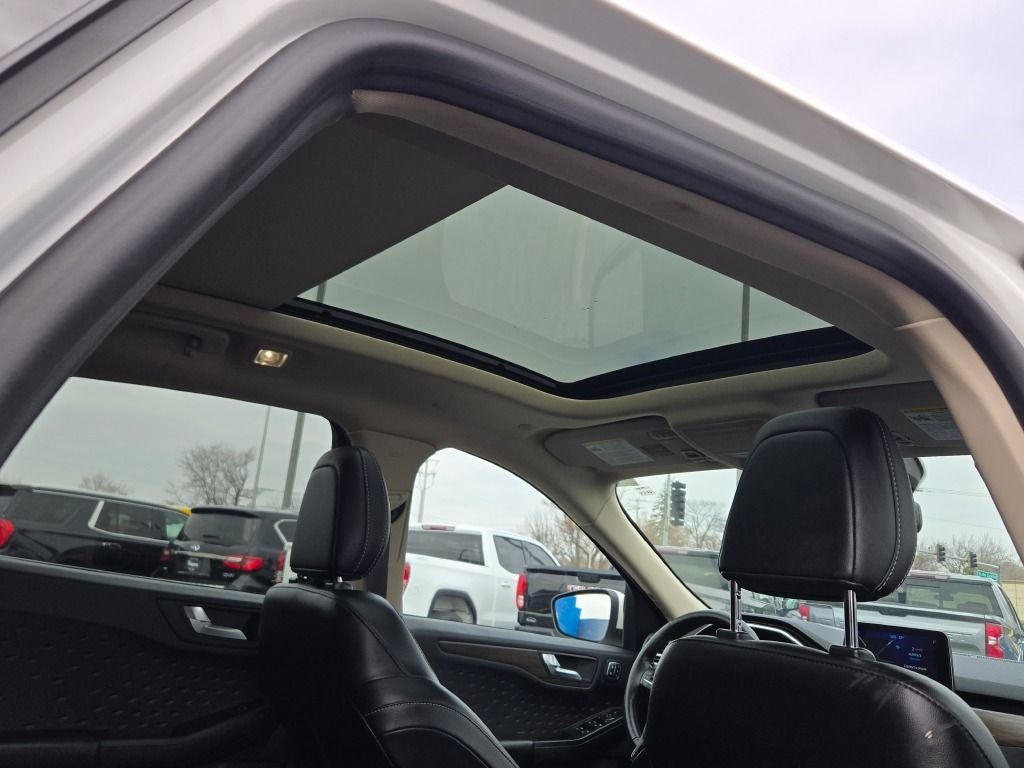 2020 Ford Escape Hybrid Titanium