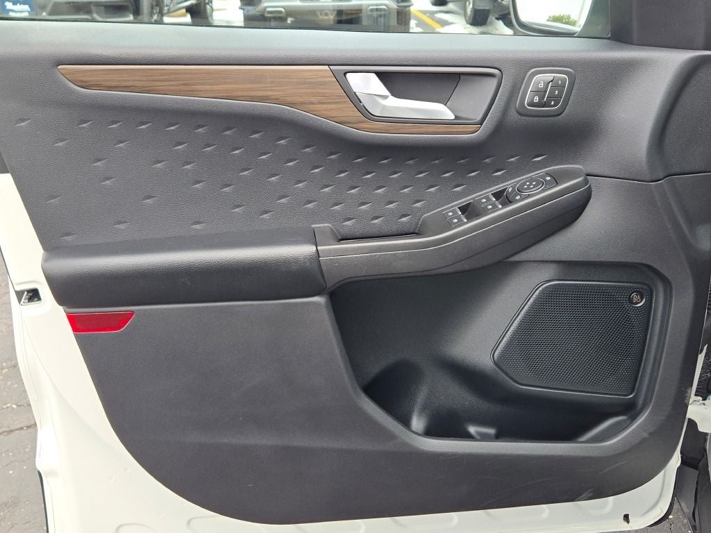 2020 Ford Escape Hybrid Titanium
