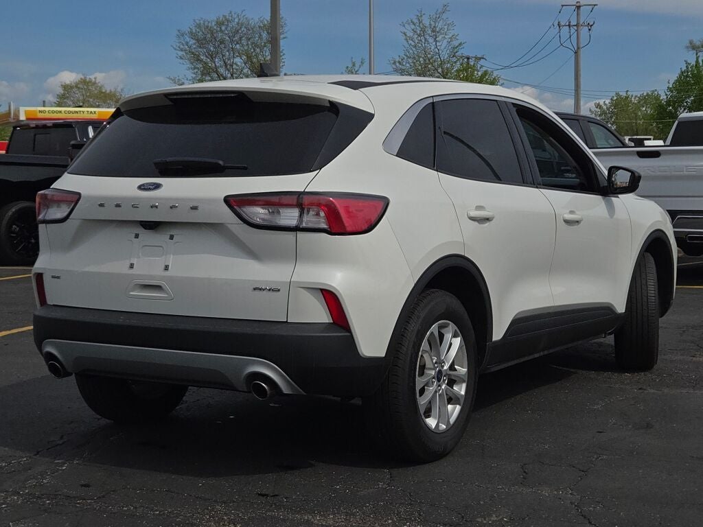 2022 Ford Escape SE