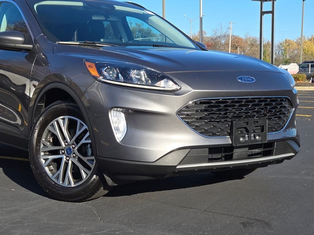 2021 Ford Escape SEL