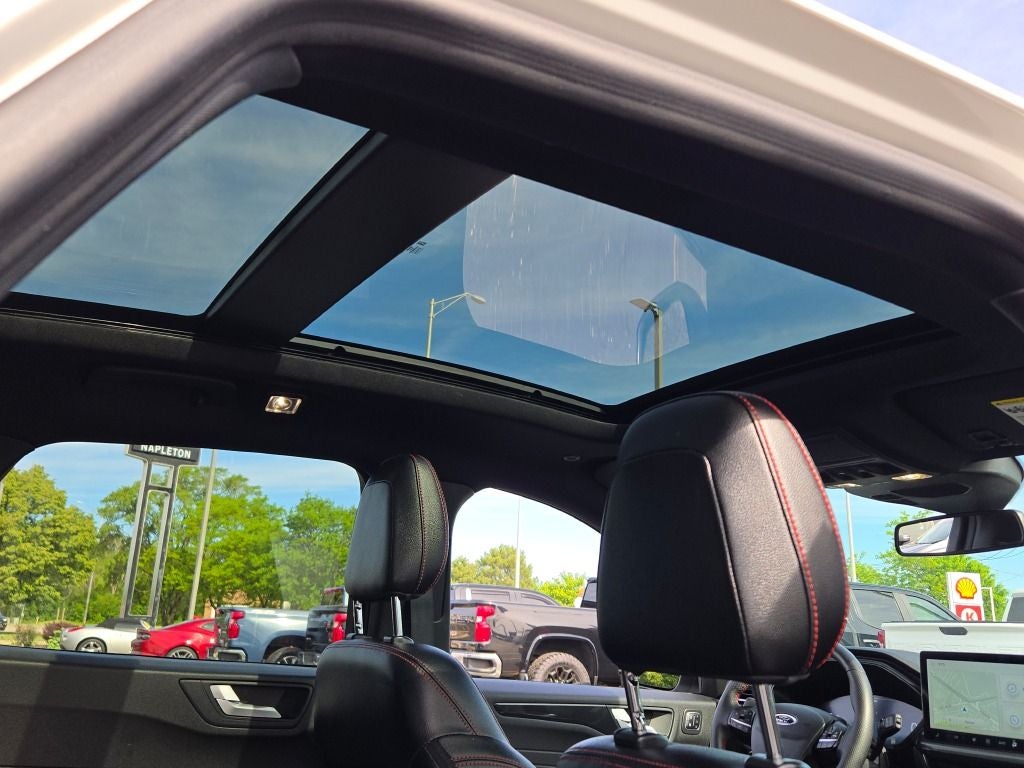 2023 Ford Escape ST-Line Elite