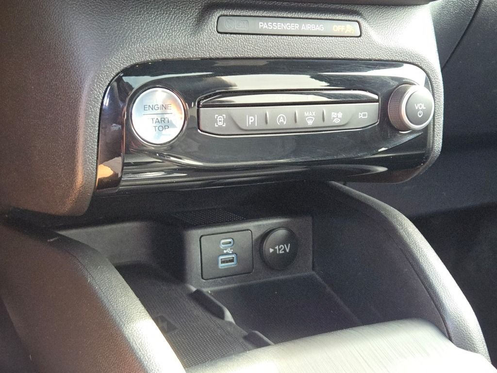 2023 Ford Escape ST-Line Elite