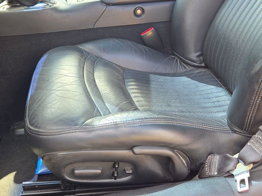 2003 Chevrolet Corvette Base