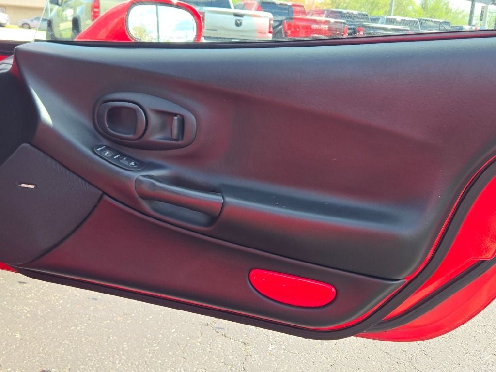 2003 Chevrolet Corvette Base