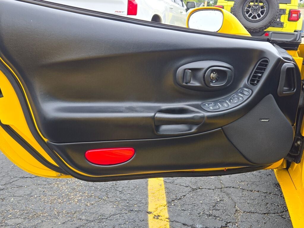 2001 Chevrolet Corvette Base