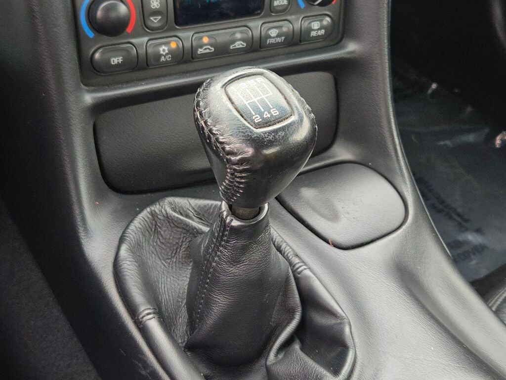 2001 Chevrolet Corvette Base