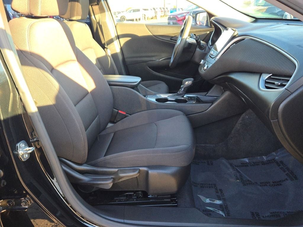 2023 Chevrolet Malibu LT 1LT