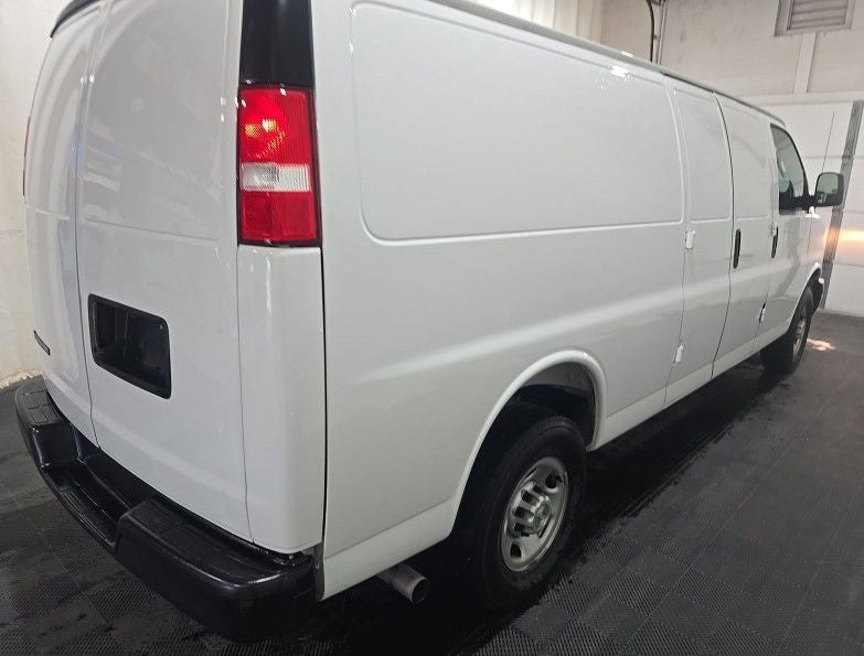 2025 Chevrolet Express 2500 Work Van Cargo