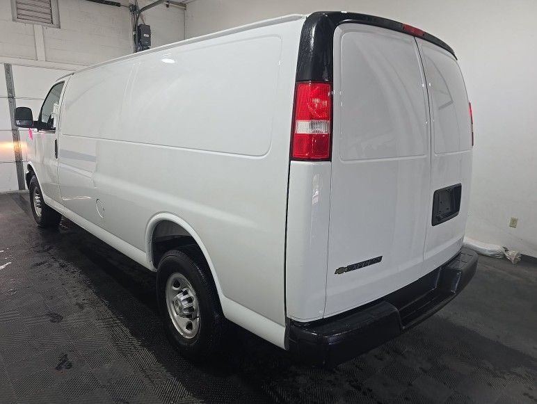 2025 Chevrolet Express 2500 Work Van Cargo