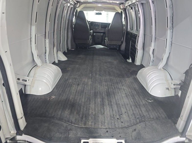 2025 Chevrolet Express 2500 Work Van Cargo