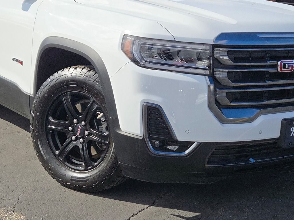 2023 GMC Acadia AT4