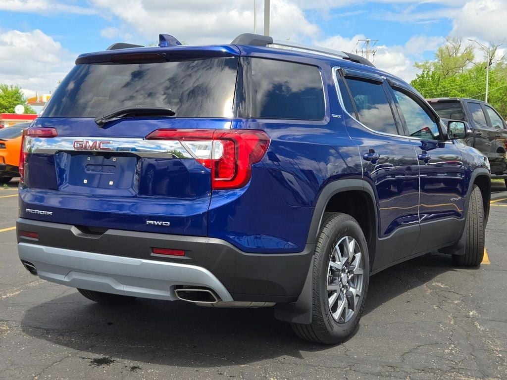 2023 GMC Acadia SLT