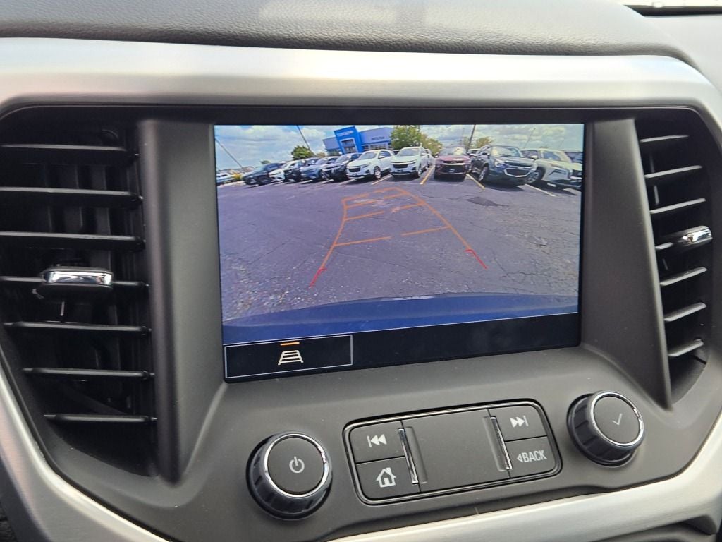 2023 GMC Acadia SLT
