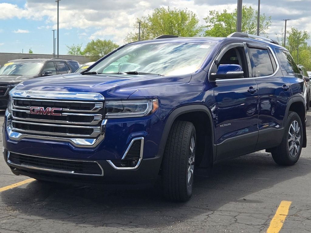 2023 GMC Acadia SLT