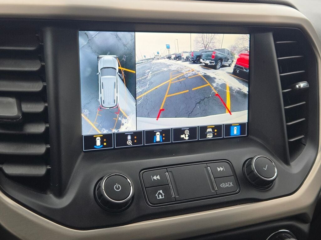 2022 GMC Acadia Denali