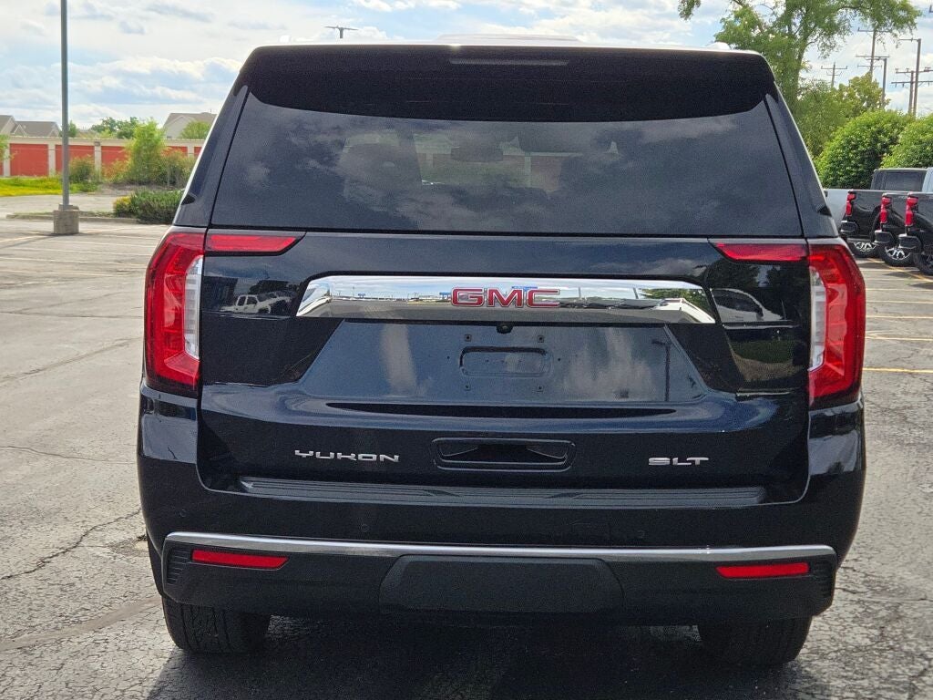 2023 GMC Yukon XL SLT
