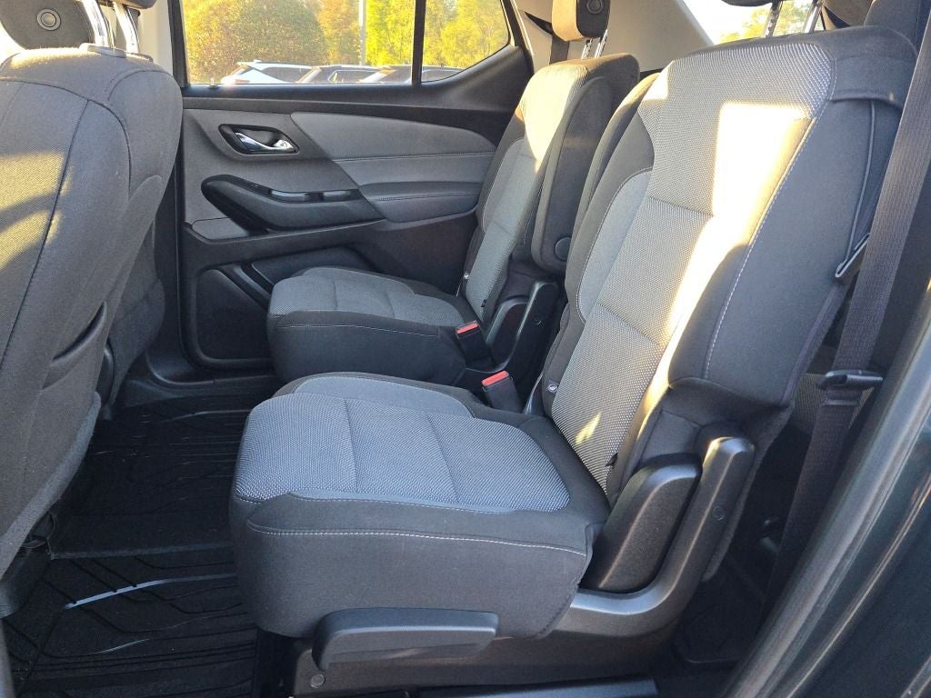 2018 Chevrolet Traverse LT Cloth w/1LT