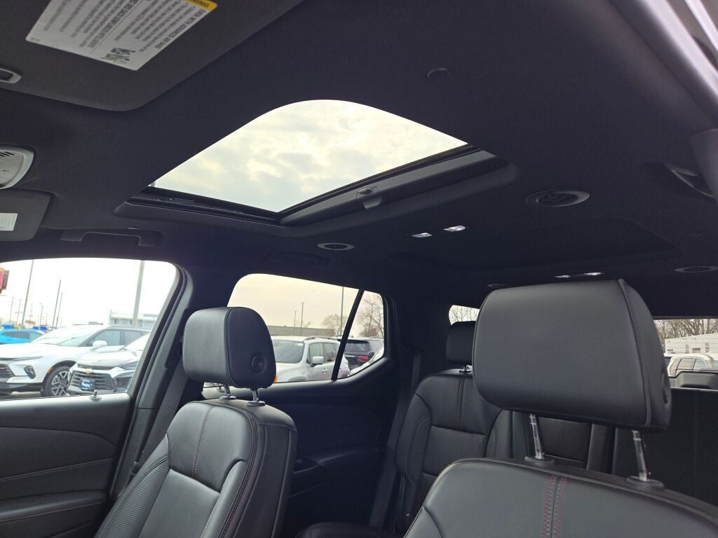 2023 Chevrolet Traverse RS