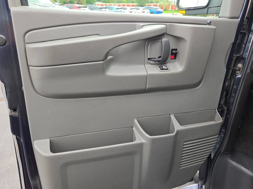 2013 Chevrolet Express 1500 LT Passenger