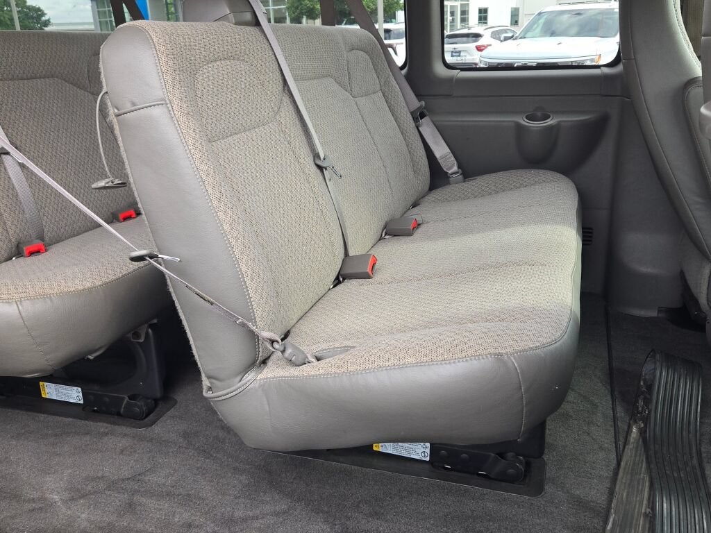 2013 Chevrolet Express 1500 LT Passenger