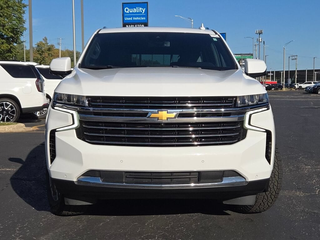 2023 Chevrolet Suburban LT