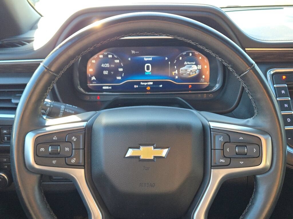 2023 Chevrolet Suburban LT