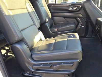 2023 Chevrolet Suburban LT