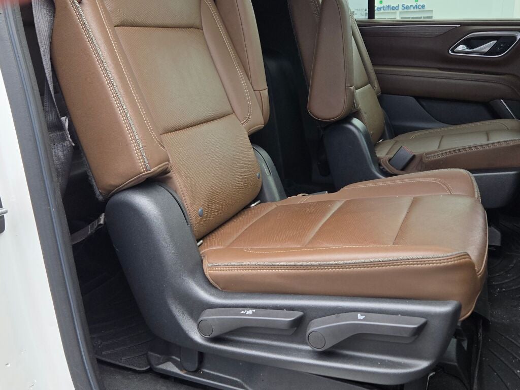 2022 Chevrolet Suburban High Country