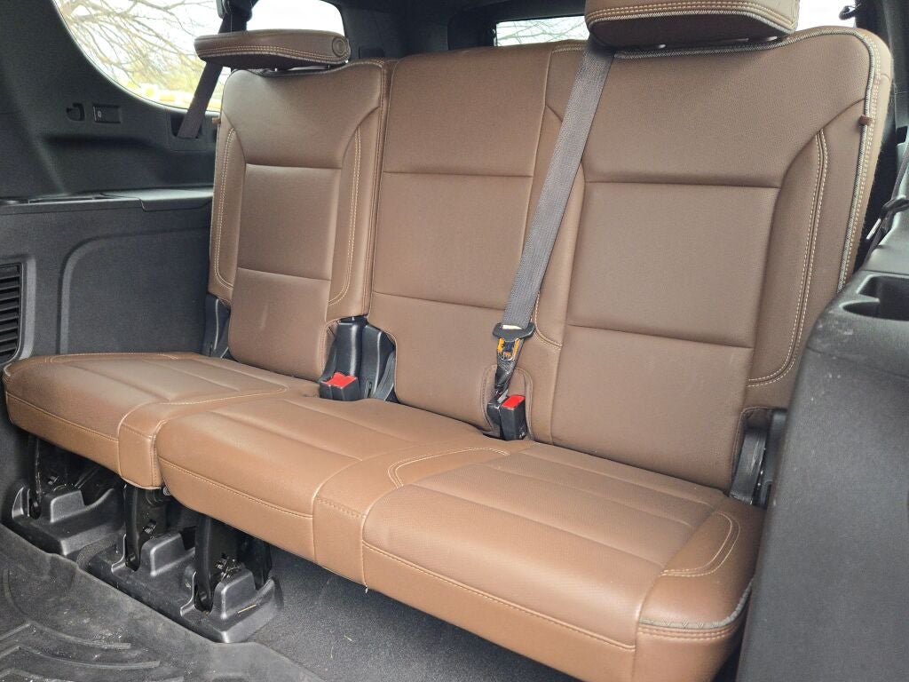 2022 Chevrolet Suburban High Country