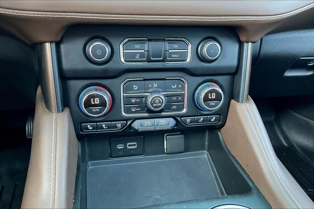 2022 Chevrolet Suburban High Country