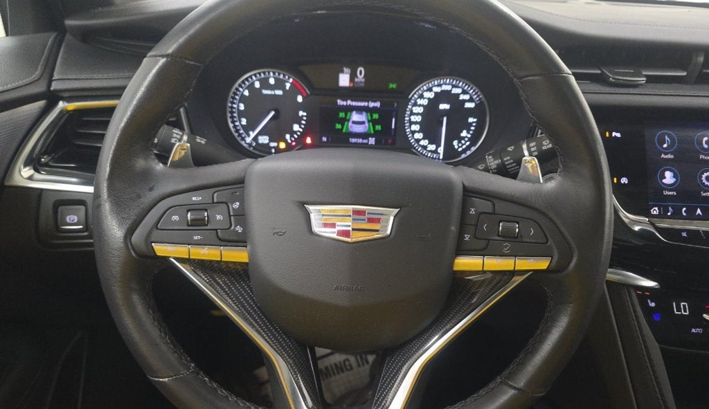 2024 Cadillac XT6 Sport