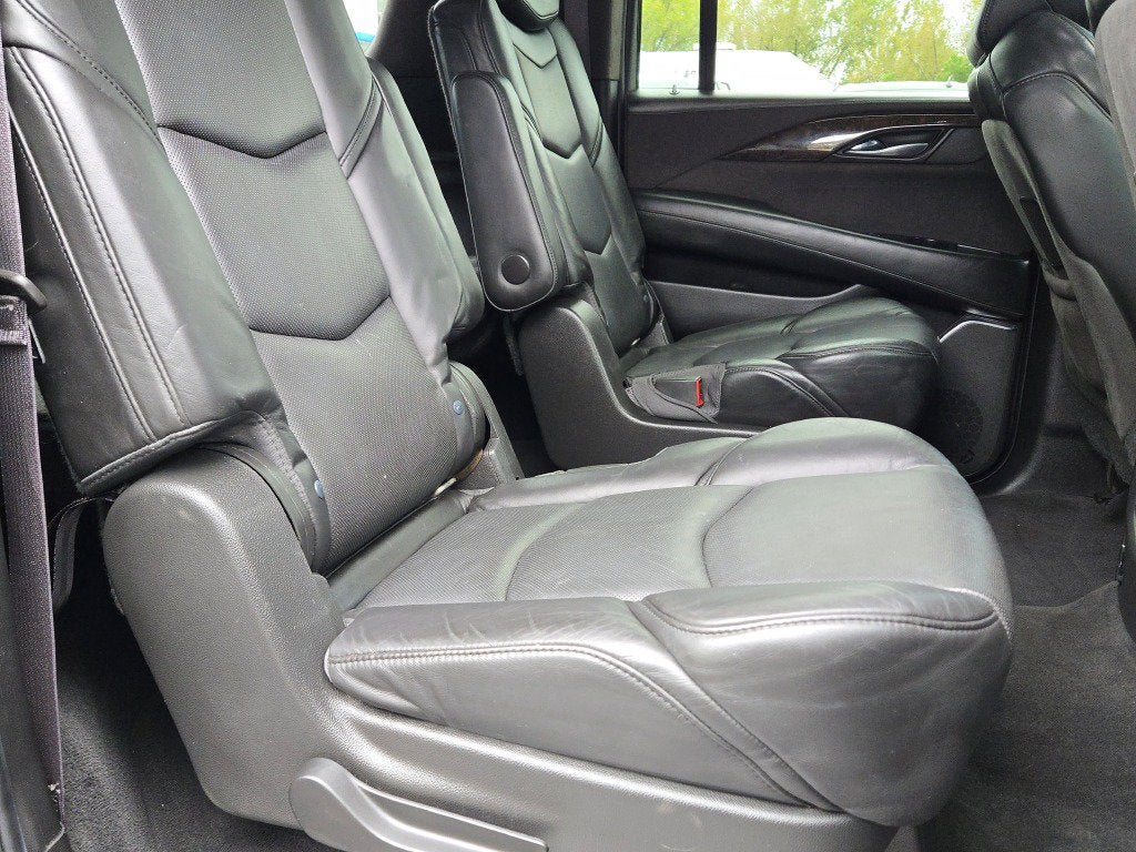2015 Cadillac Escalade ESV Platinum Edition