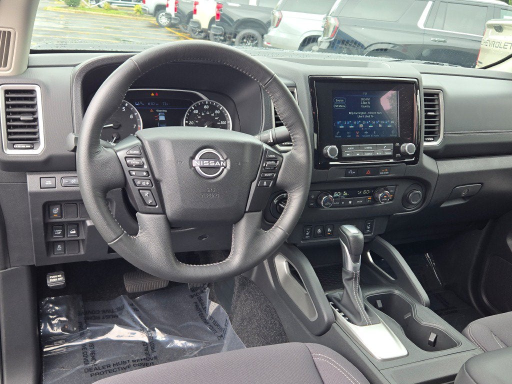 2024 Nissan Frontier SV
