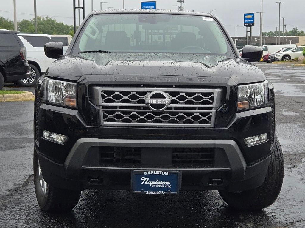 2024 Nissan Frontier SV