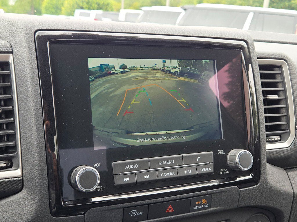 2024 Nissan Frontier SV