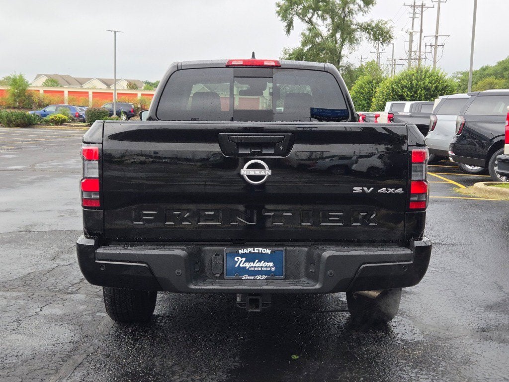 2024 Nissan Frontier SV