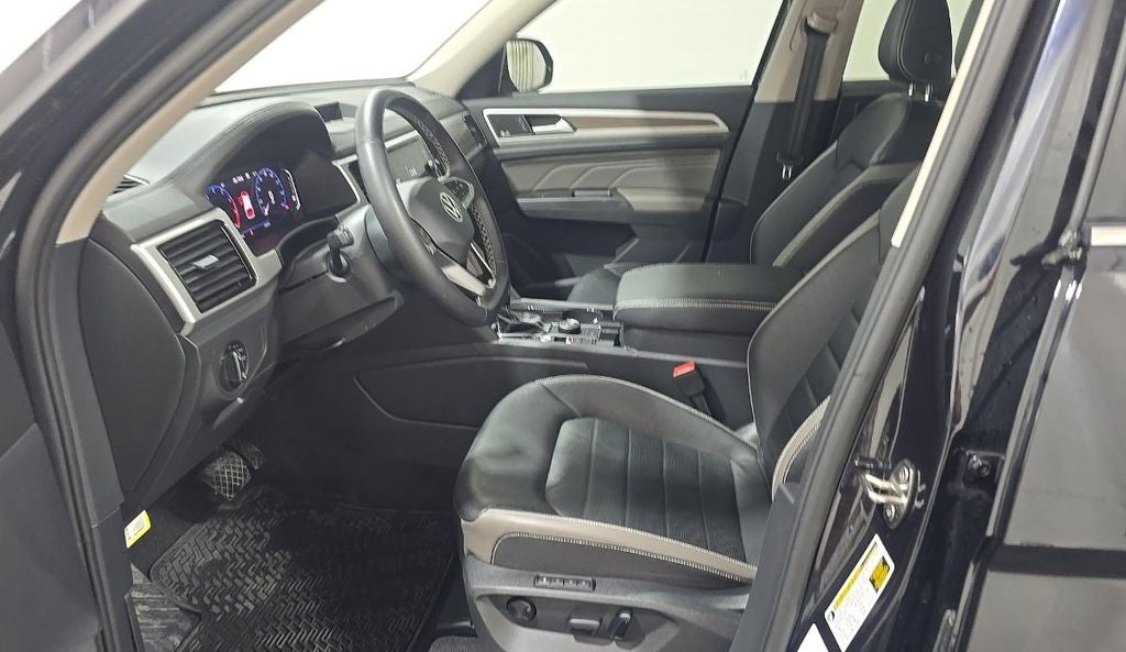 2023 Volkswagen Atlas SEL
