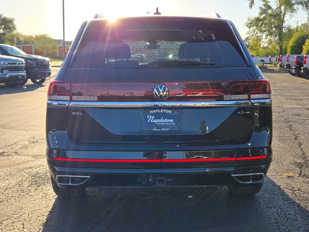 2024 Volkswagen Atlas 2.0T SEL Premium R-Line