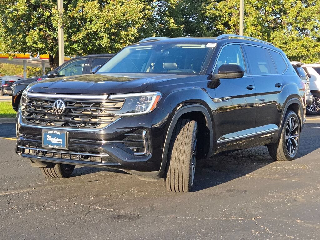 2024 Volkswagen Atlas 2.0T SEL Premium R-Line