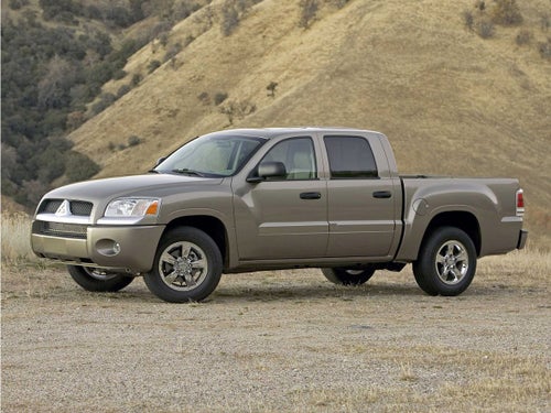 2006 Mitsubishi Raider LS