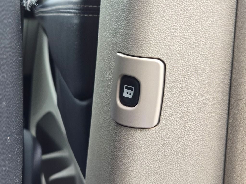 2013 Chrysler Town & Country Touring-L