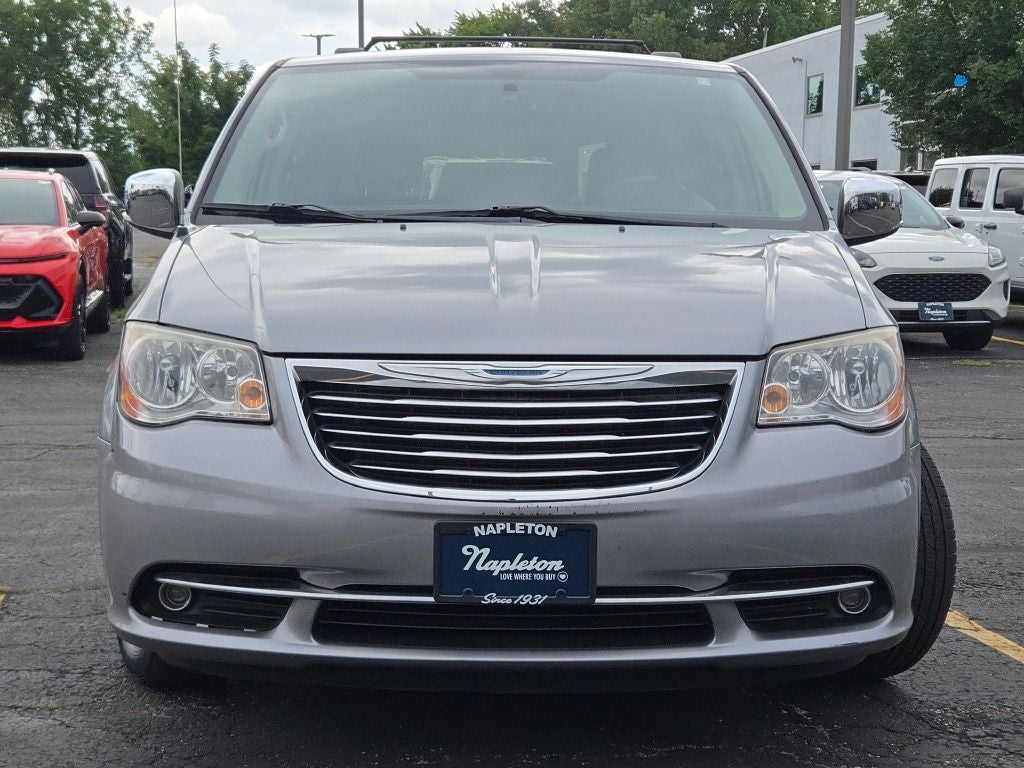 2013 Chrysler Town & Country Touring-L