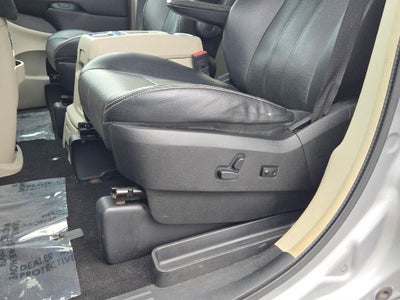 2013 Chrysler Town & Country Touring-L