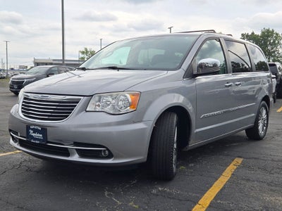 2013 Chrysler Town & Country Touring-L
