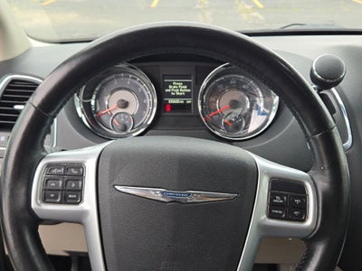 2013 Chrysler Town & Country Touring-L