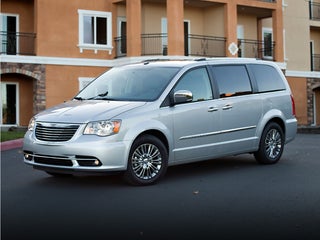 2013 Chrysler Town &amp; Country Touring-L