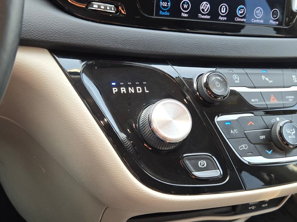2018 Chrysler Pacifica Touring L Plus