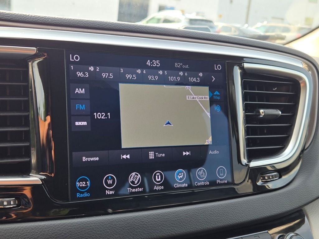 2018 Chrysler Pacifica Touring L Plus