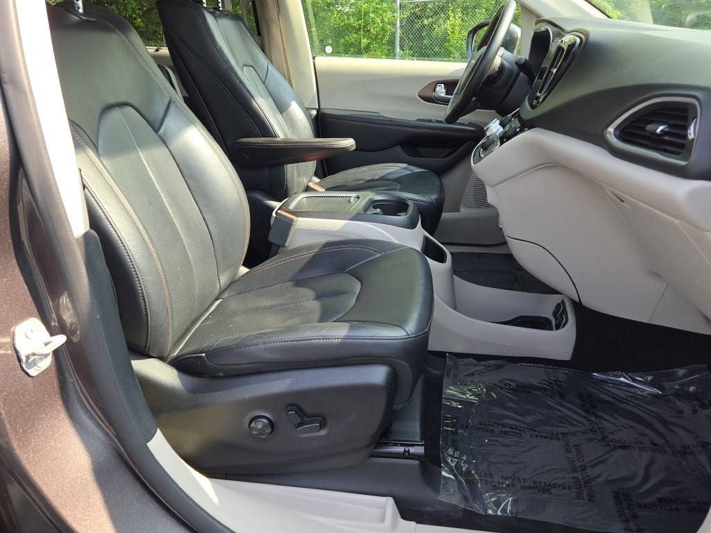 2018 Chrysler Pacifica Touring L Plus